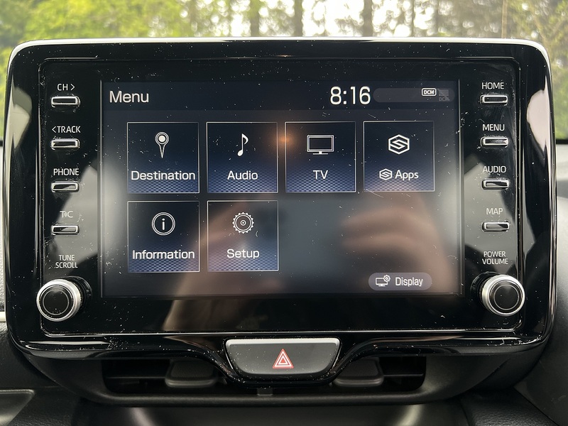 Toyota Yaris Hybrid Z - U11492