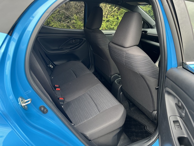 Toyota Yaris Hybrid Z - U11492