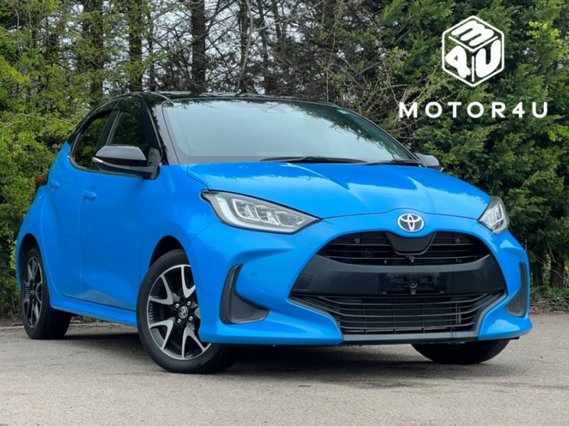 Toyota Yaris Hybrid Z - U11492