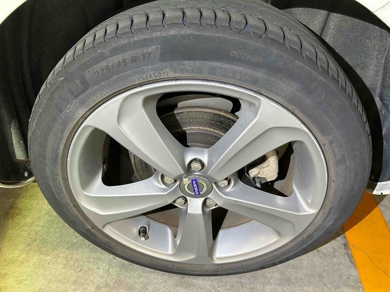 Volvo V40 T4 Se - U11493