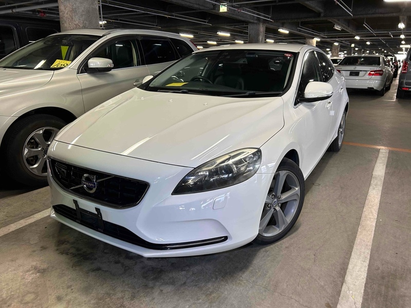 Volvo V40 T4 Se - U11493