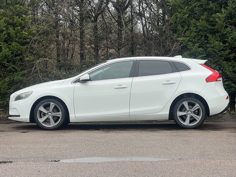 Volvo V40 T4 Se - U11493