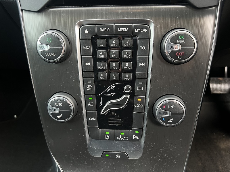 Volvo V40 T4 Se - U11493