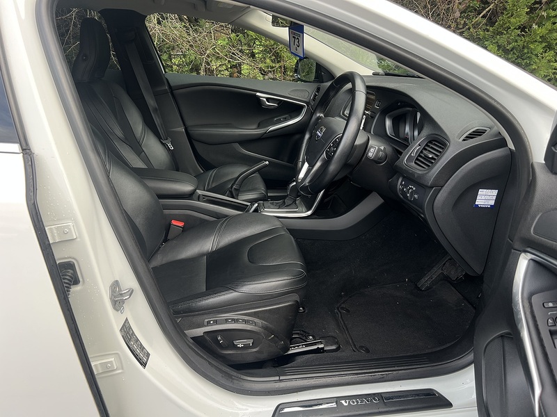 Volvo V40 T4 Se - U11493