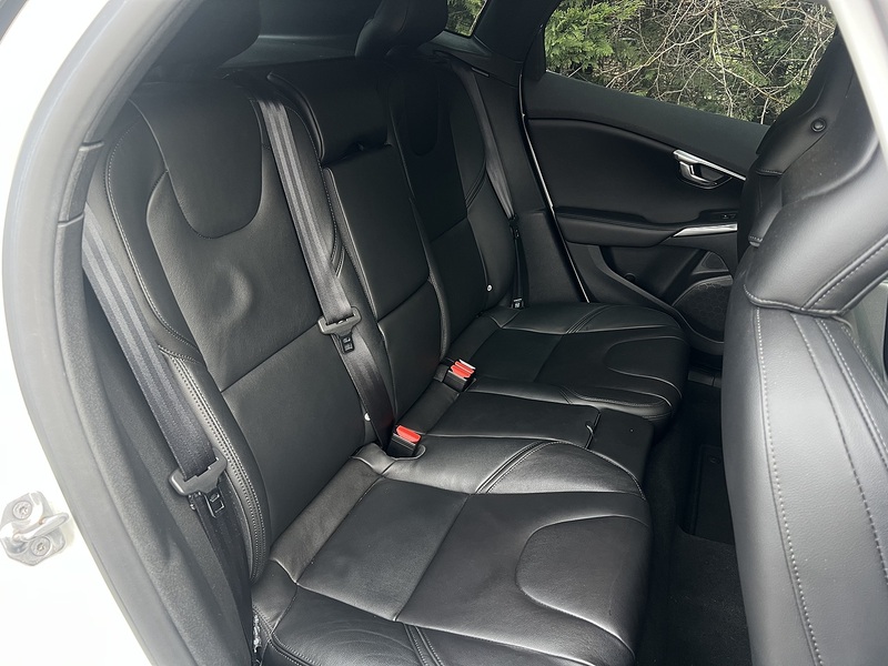 Volvo V40 T4 Se - U11493