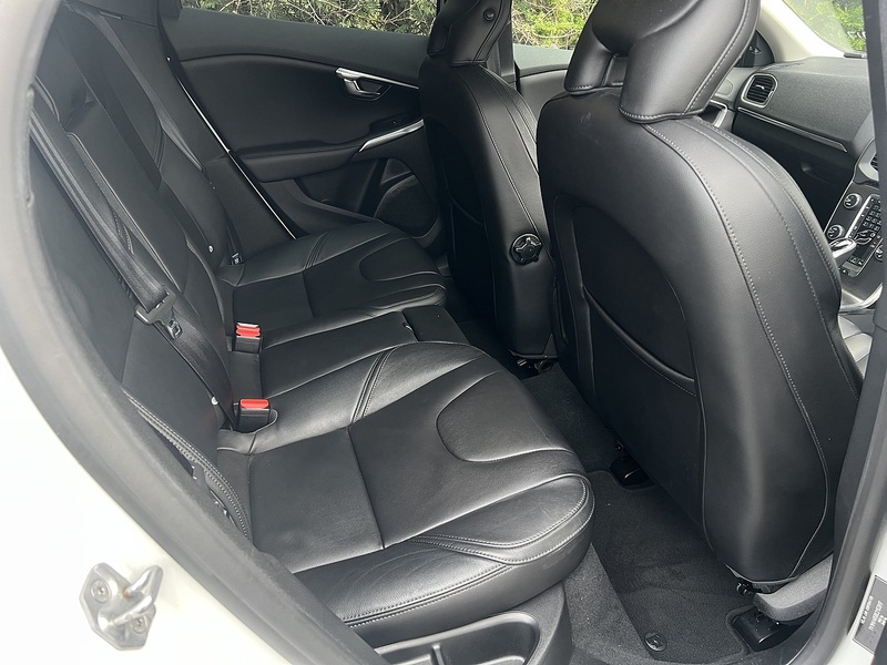 Volvo V40 T4 Se - U11493