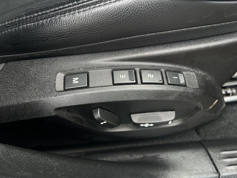 Volvo V40 T4 Se - U11493