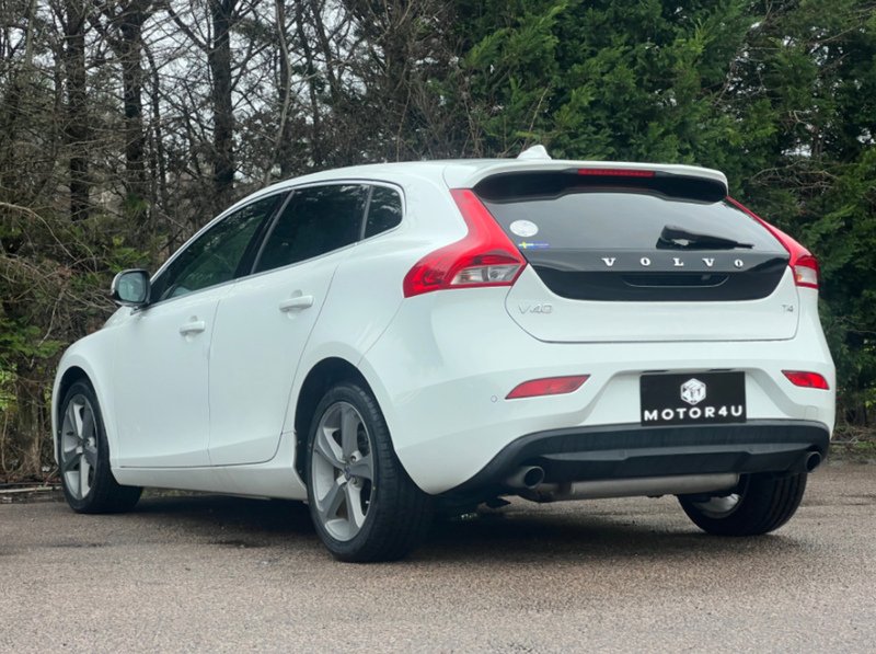 Volvo V40 T4 Se - U11493