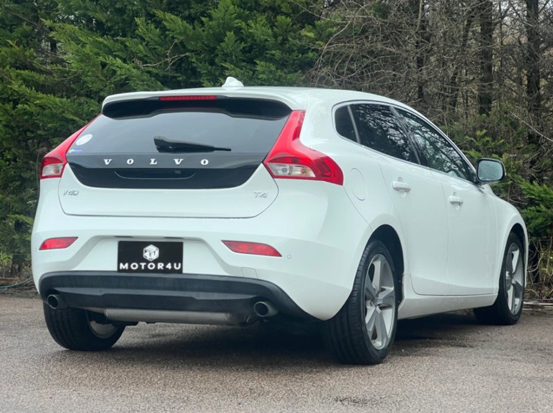 Volvo V40 T4 Se - U11493