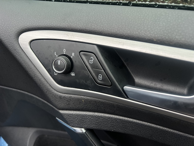 Volkswagen UP!  - U11494