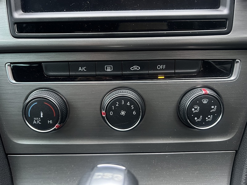 Volkswagen UP!  - U11494