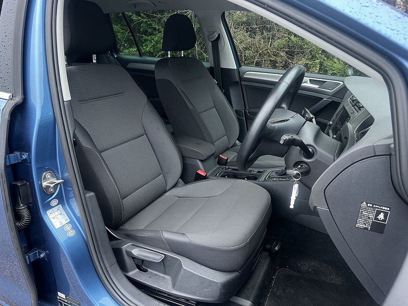 Volkswagen UP!  - U11494