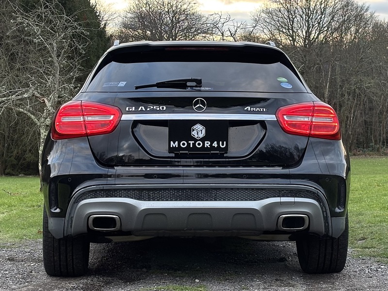 Mercedes-Benz Gla-Class Gla 250 4Matic Amg Line - U11495