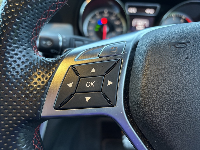 Mercedes-Benz Gla-Class Gla 250 4Matic Amg Line - U11495