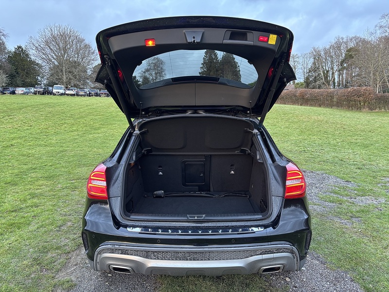 Mercedes-Benz Gla-Class Gla 250 4Matic Amg Line - U11495