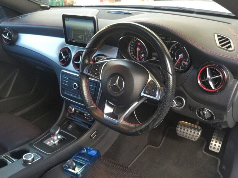 Mercedes-Benz Cla Cla45 Amg 4Matic - U11497