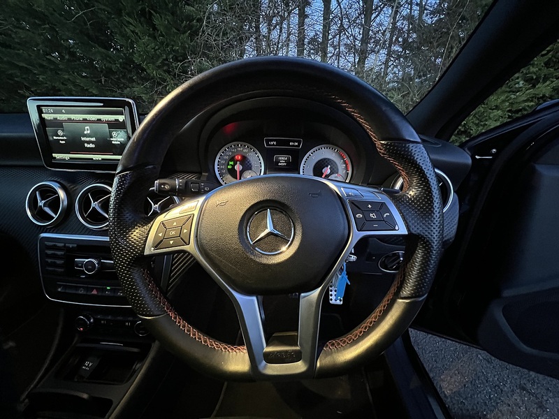 Mercedes-Benz A-Class A180 Amg Night Edition - U11499