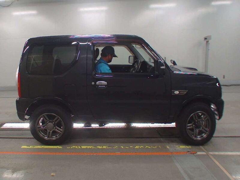 Suzuki Jimny Landventure 4WD - U11500