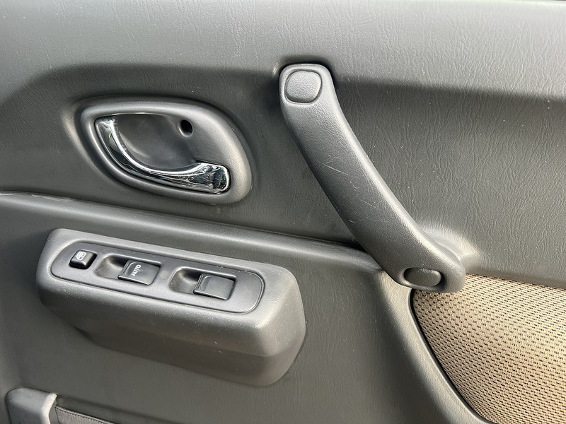 Suzuki Jimny Landventure 4WD - U11500