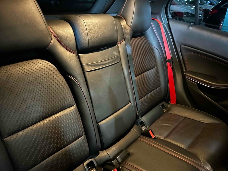 Mercedes-Benz Gla-Class Gla45 Amg 4Matic - U11502