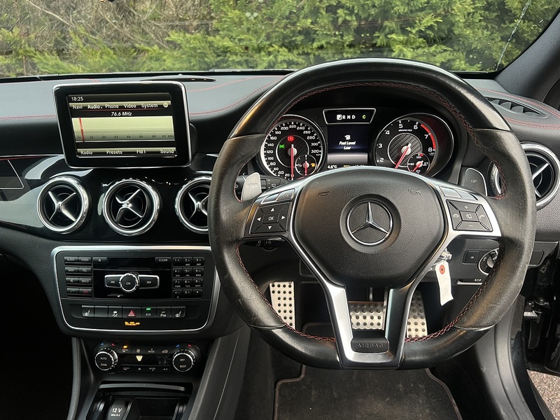 Mercedes-Benz Gla-Class Gla45 Amg 4Matic - U11502