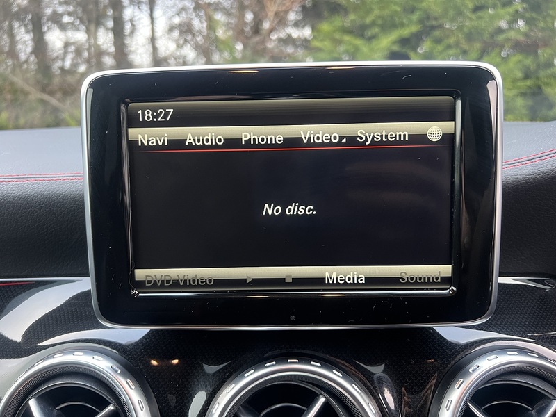 Mercedes-Benz Gla-Class Gla45 Amg 4Matic - U11502