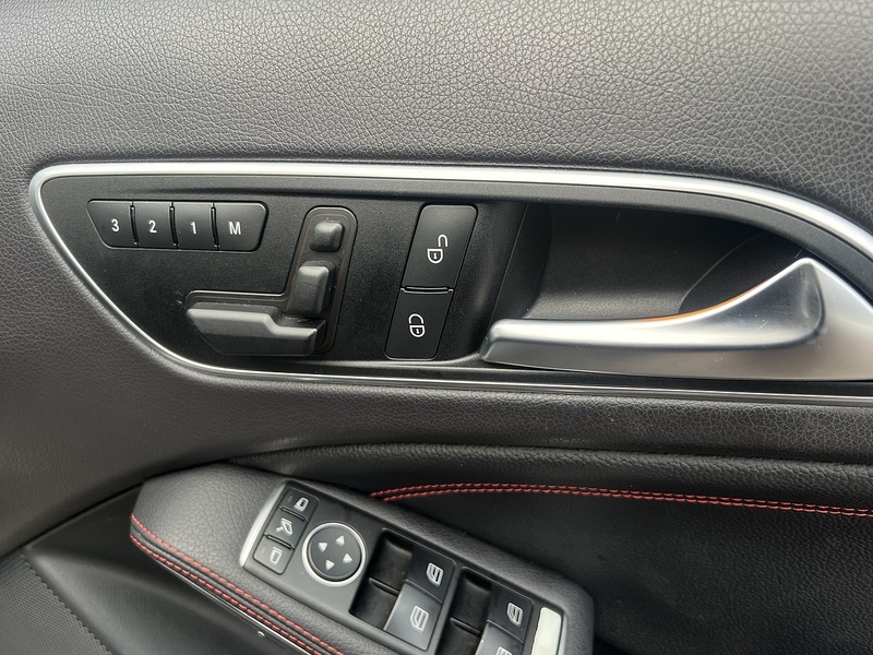 Mercedes-Benz Gla-Class Gla45 Amg 4Matic - U11502