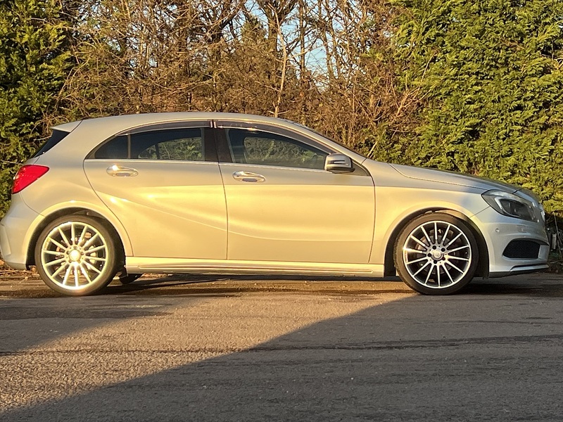 Mercedes-Benz A-Class A180 Blueefficiency Amg Sport - U11503