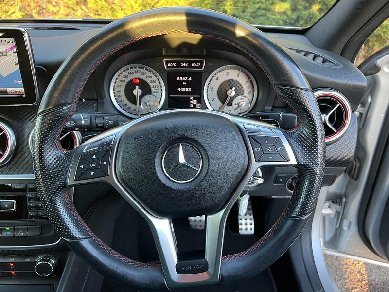 Mercedes-Benz A-Class A180 Blueefficiency Amg Sport - U11503