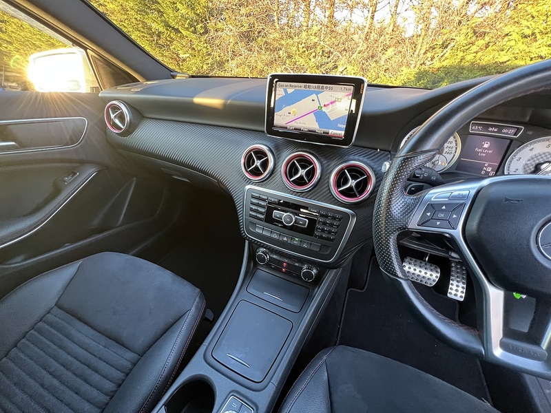 Mercedes-Benz A-Class A180 Blueefficiency Amg Sport - U11503