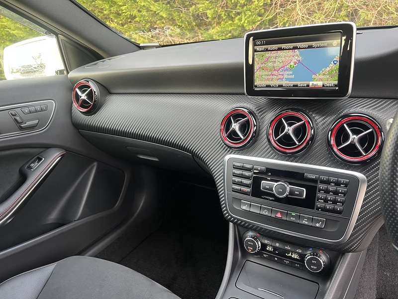 Mercedes-Benz A-Class A250 Amg Sport 4Matic - U11504