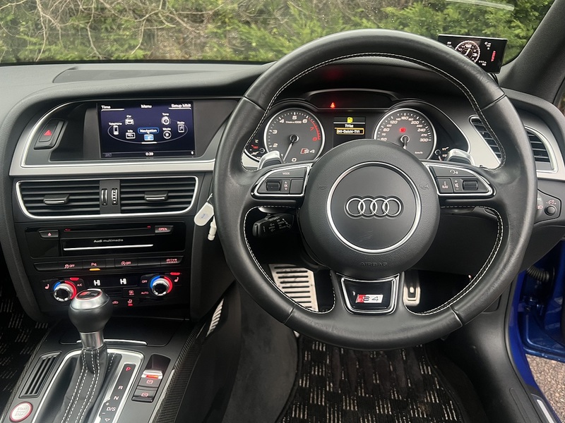 Audi S4 S4 4WD - U11507