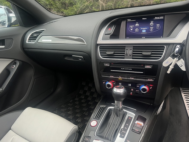 Audi S4 S4 4WD - U11507