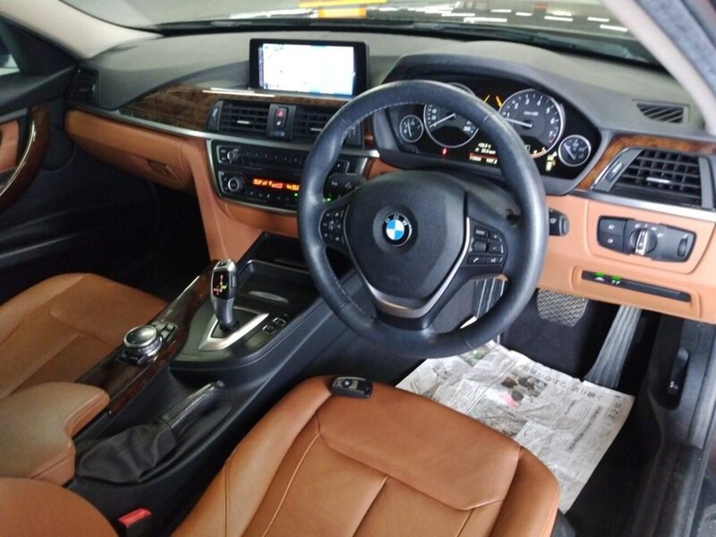 BMW 3 Series 320I Luxury Touring - U11512