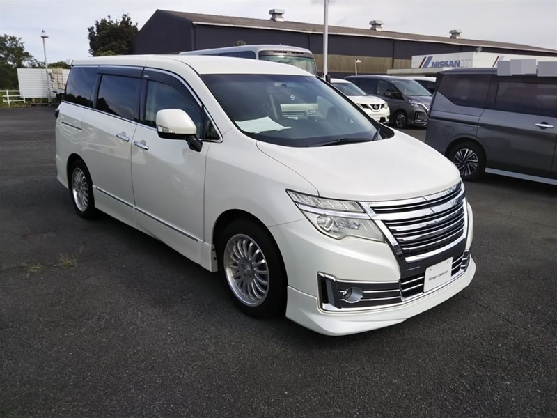 Nissan Elgrand Rider - U11513