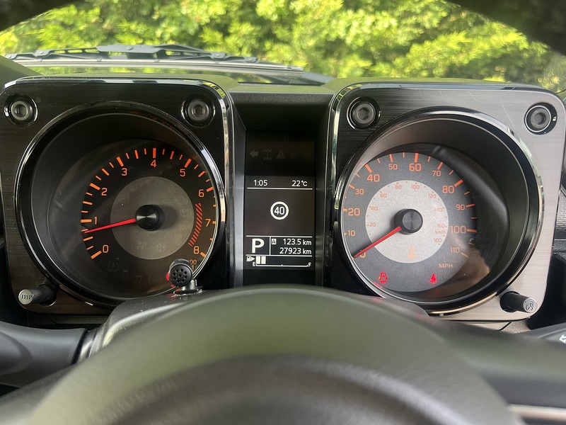 Suzuki Jimny SZ5 Sierra 4WD JC - U11515