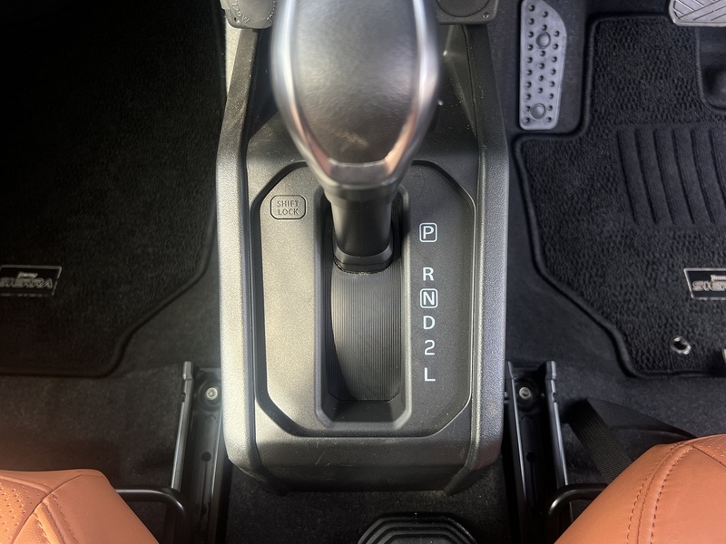Suzuki Jimny SZ5 Sierra 4WD JC - U11515