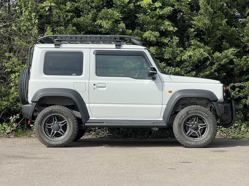 Suzuki Jimny SZ5 Sierra 4WD JC - U11515