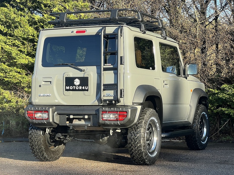 Suzuki Jimny Sierra 4WD JC - U11516