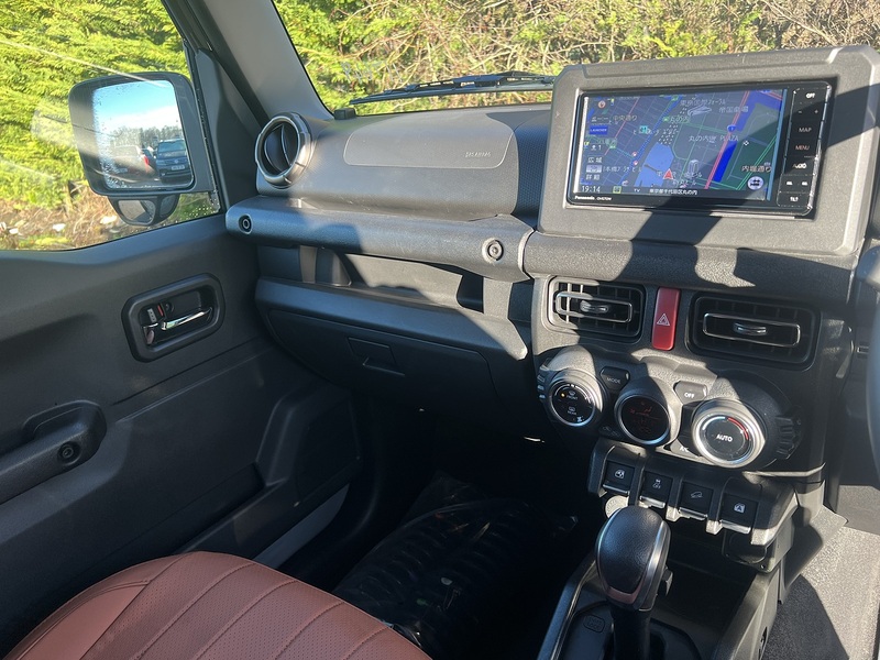 Suzuki Jimny Sierra 4WD JC - U11516