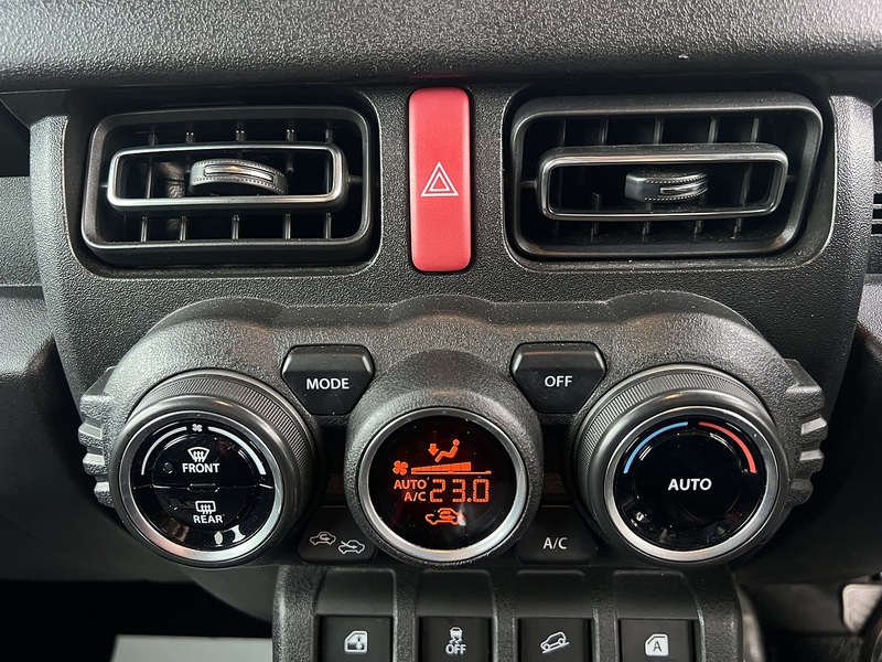 Suzuki Jimny Sierra 4WD JC - U11517