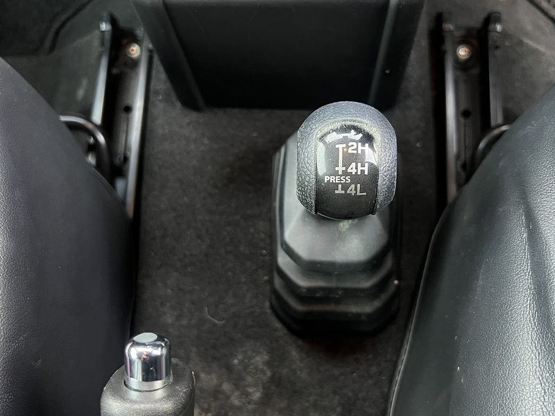 Suzuki Jimny Sierra 4WD JC - U11517