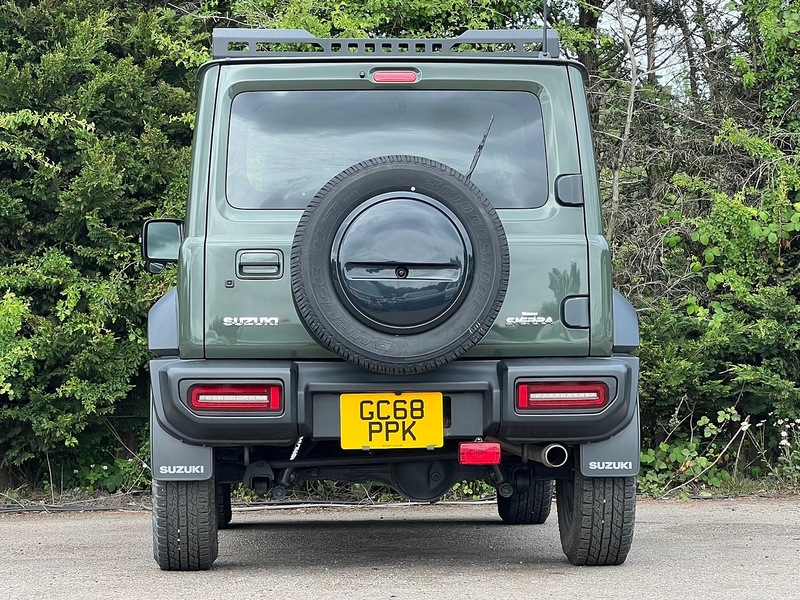 Suzuki Jimny Sierra 4WD JC - U11521