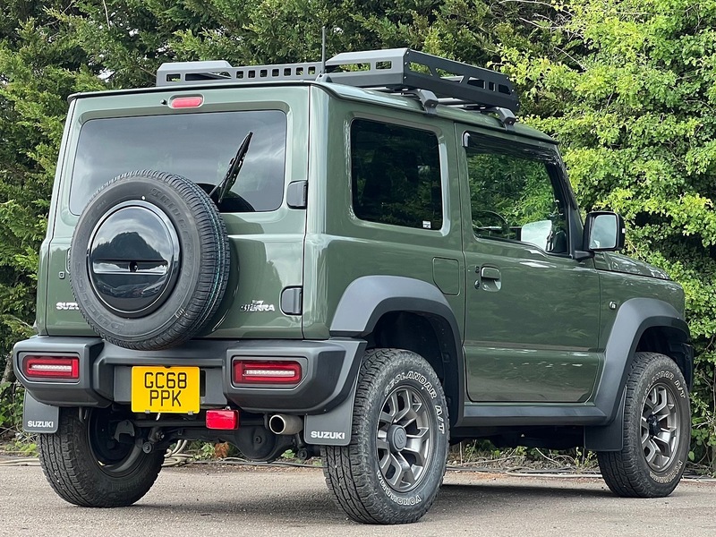 Suzuki Jimny Sierra 4WD JC - U11521