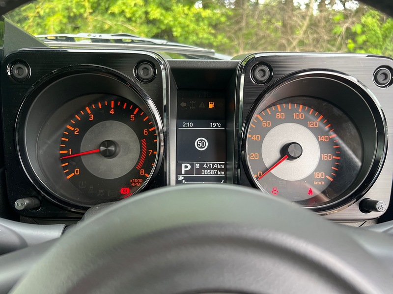Suzuki Jimny Sierra 4WD JC - U11521