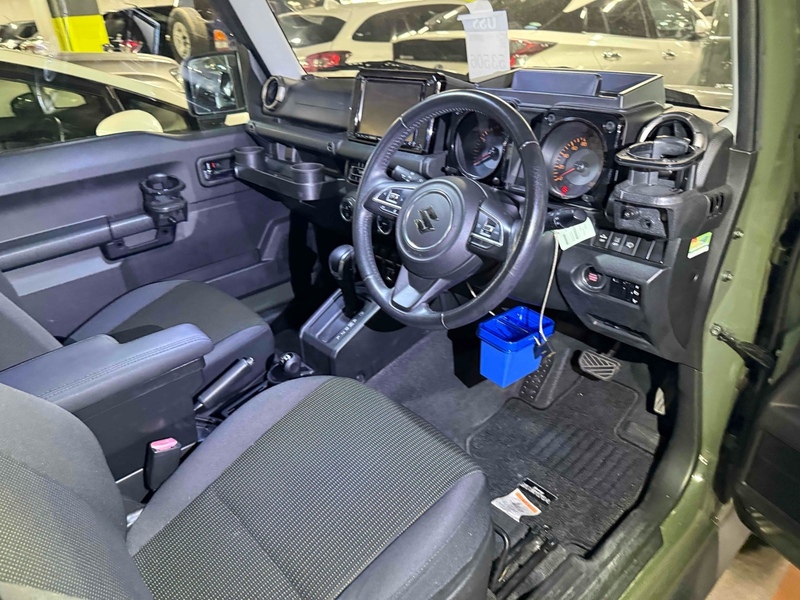 Suzuki Jimny Sierra 4WD JC - U11522