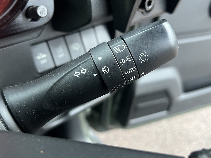 Suzuki Jimny Sierra 4WD JC - U11522