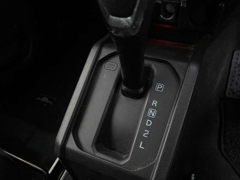 Suzuki Jimny Sierra 4WD JC - U11522