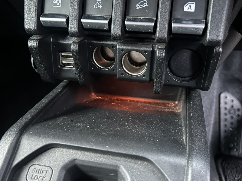 Suzuki Jimny Sierra 4WD JC - U11522