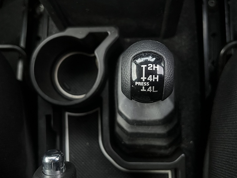 Suzuki Jimny Sierra 4WD JC - U11522